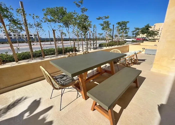 Sparky & Summery 2 Bdr Mangroovy Free & Pool Access * الغردقة